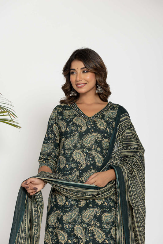 Elegant Green Paisley Cotton Kurta & Dupatta Set – Plus Sizes Available