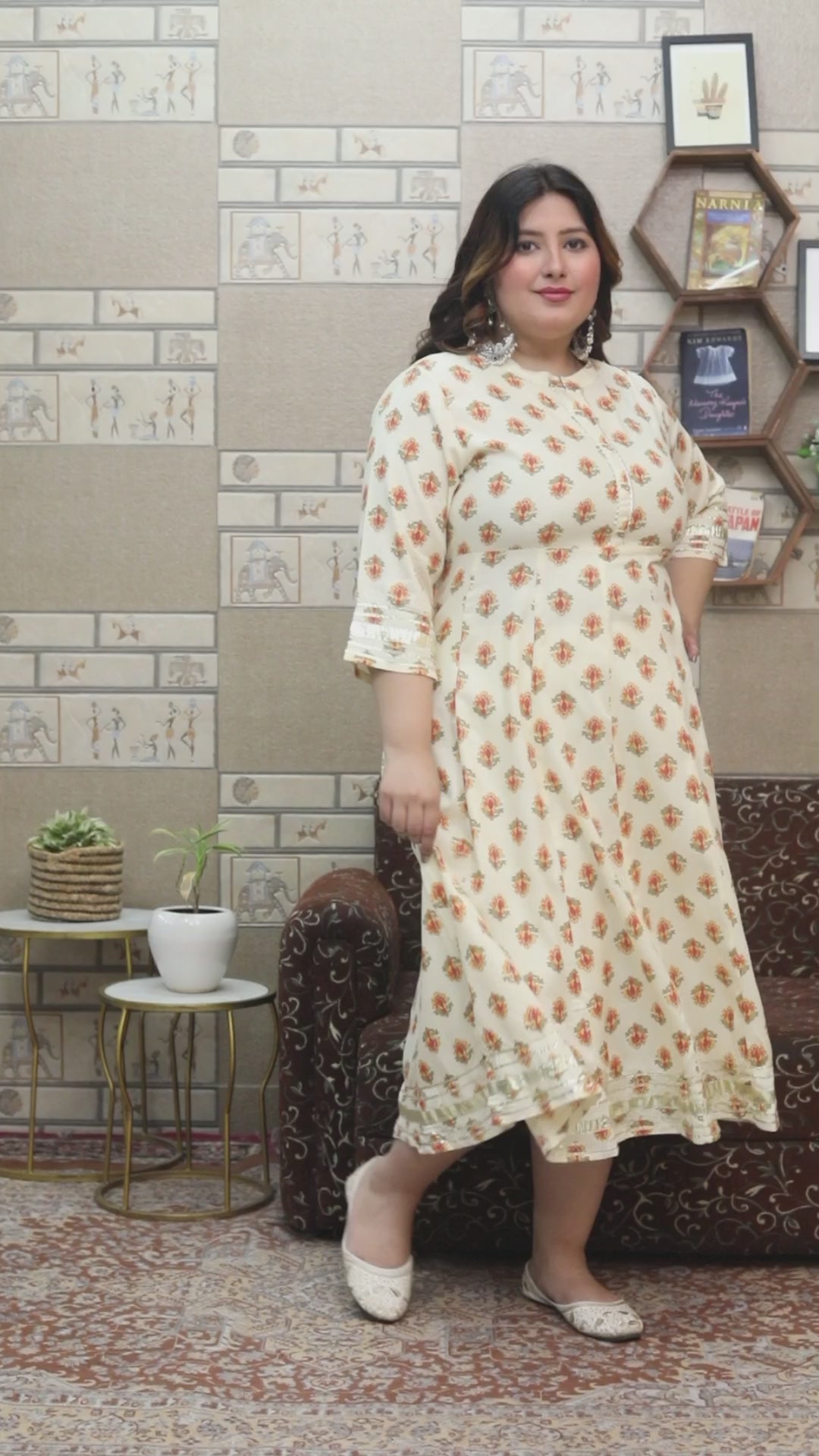 Plus Size White Cotton Blend Floral Print Gown (B32-White)