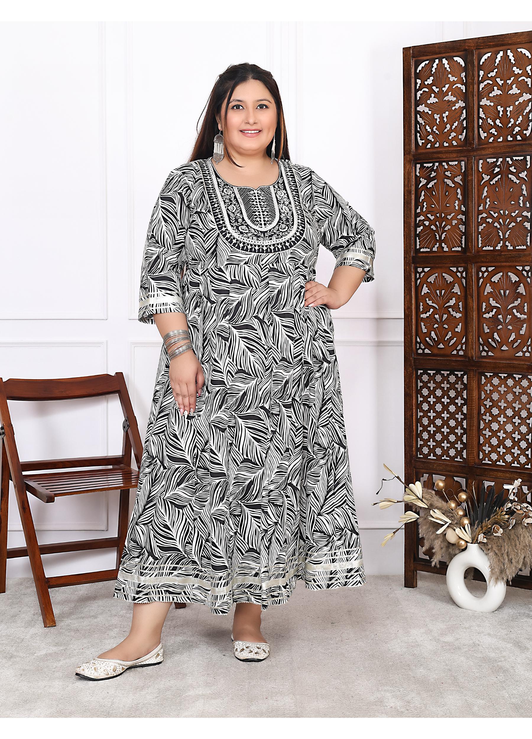 Plus Size Black Cotton Floral Print Embroidered Gown (B21-Black)