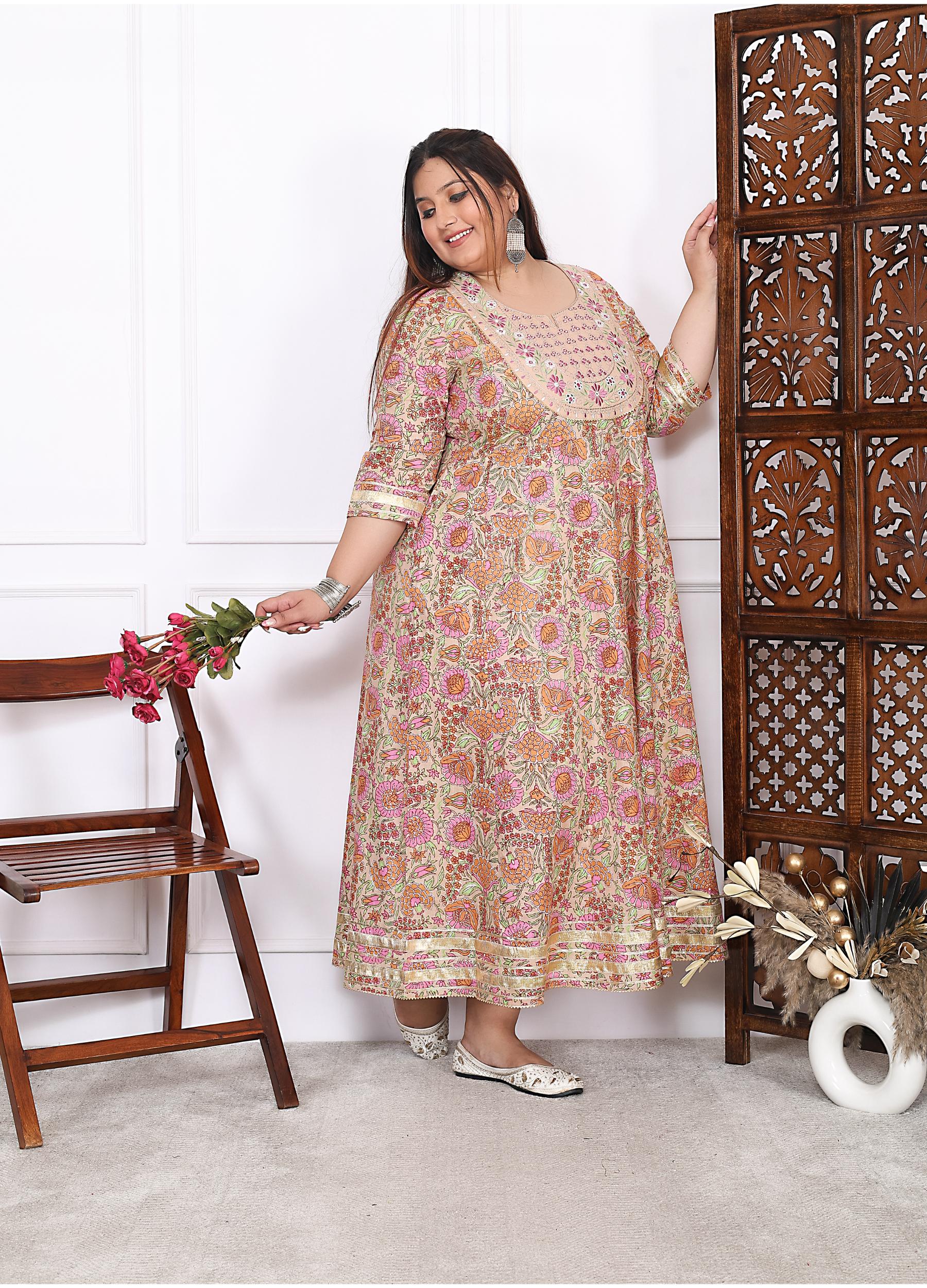 Plus Size Peach Cotton Floral Print Embroidered Long Kurta (B22-Peach)