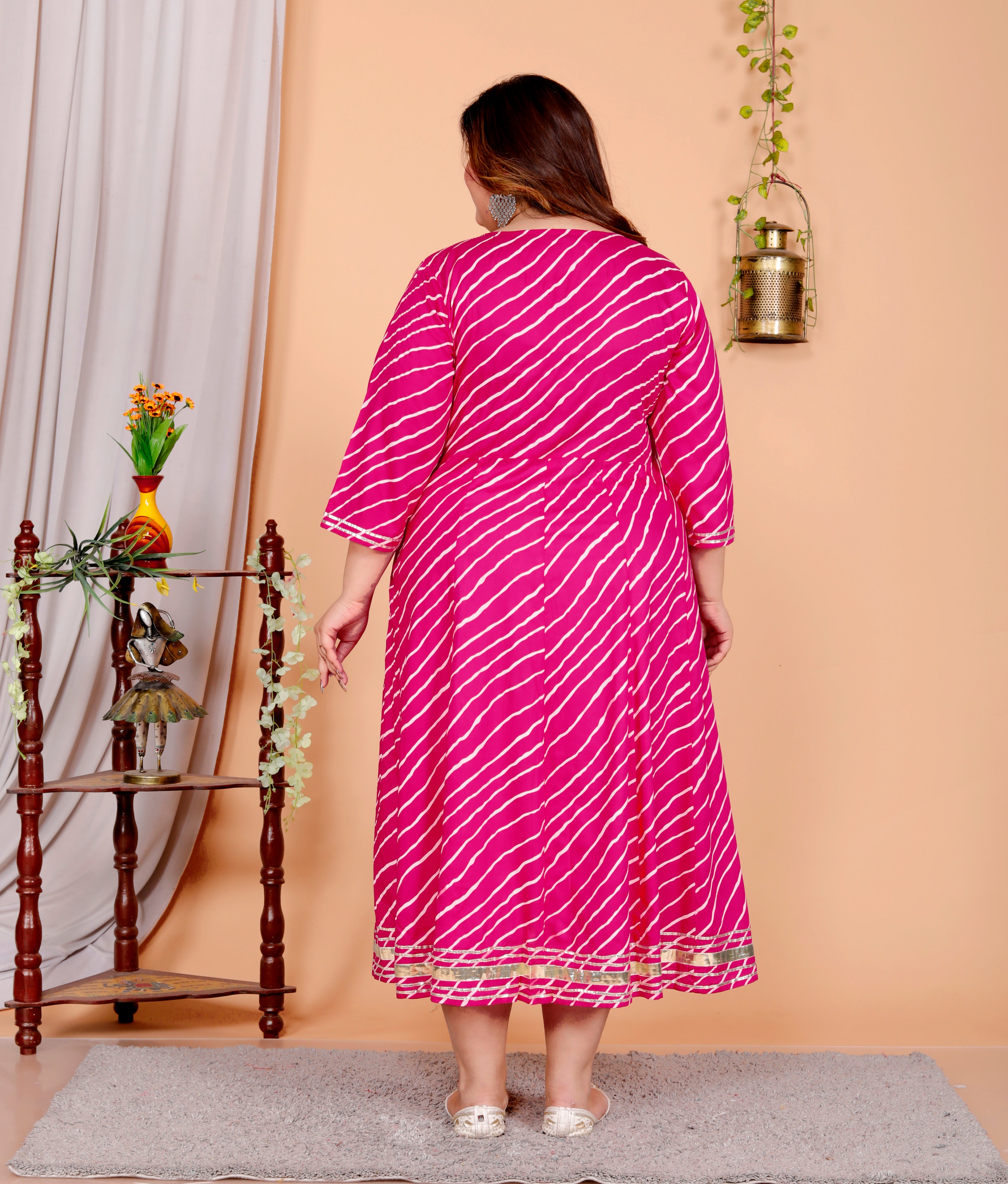 Plus Size Pink Cotton Blend Lahariya Print Gown (B29-Pink)