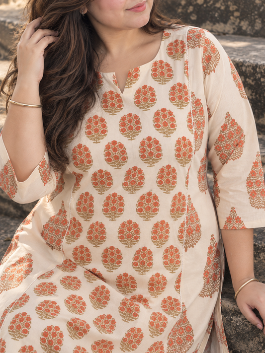 Nazneen Kurti