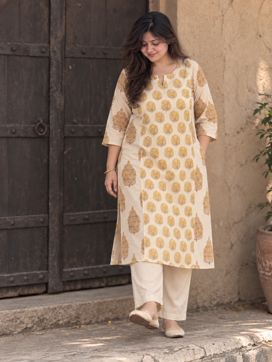 Zeenat Kurti