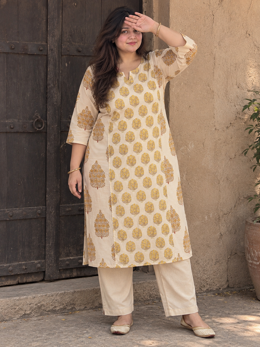 Zeenat Kurti