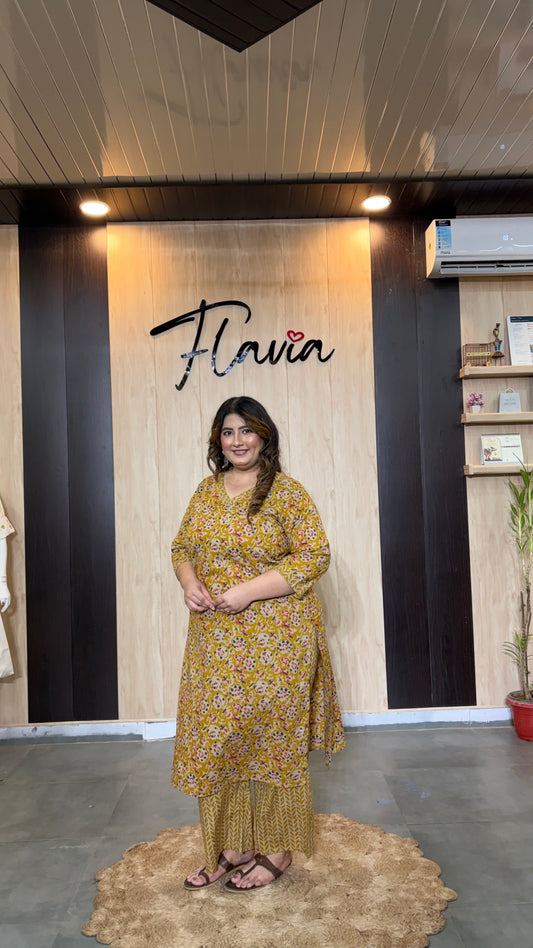 Vayuna Kurta Pant Set