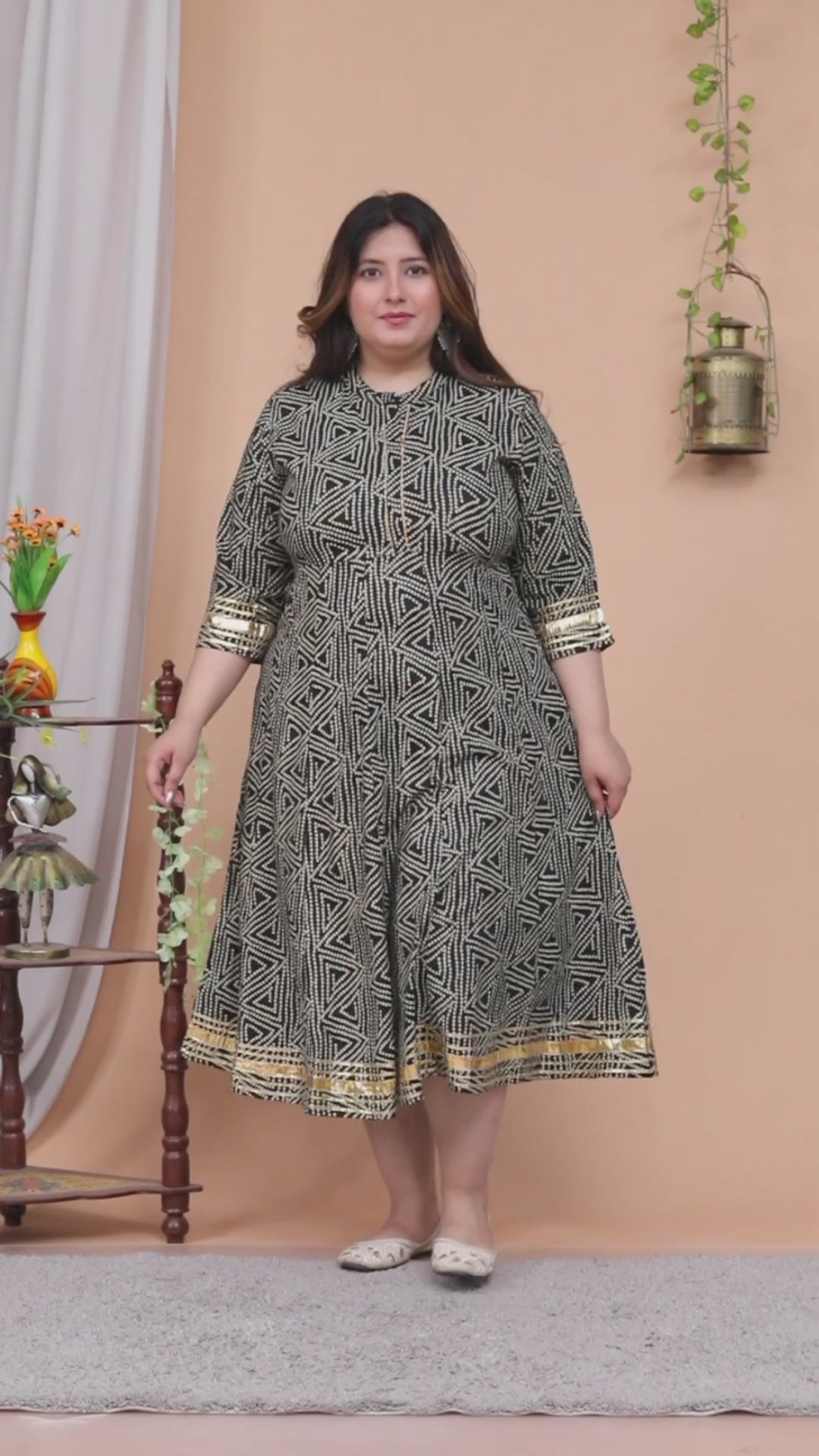 Plus Size Black Cotton Blend Bandhani Print Gown (B31-Black)